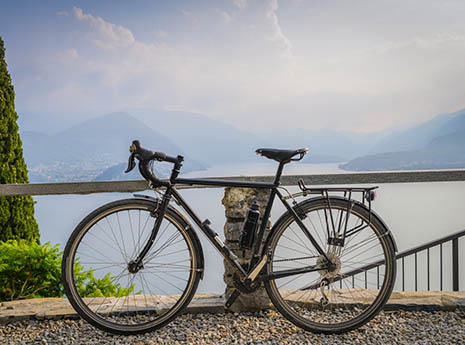 lightweight bike with basket