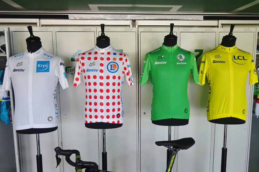 TdF jerseys