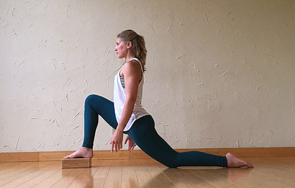 8 Yoga Poses to Target Tight Hip Flexors | ACTIVE