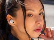woman-wearing-beats-earbuds