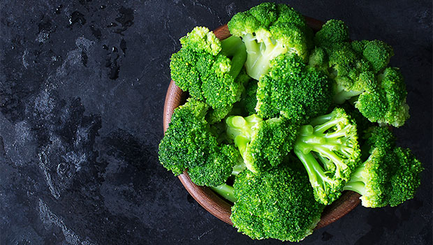 broccoli-in-a-bowl-on-a-slate-surface