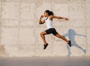 woman-sprinting