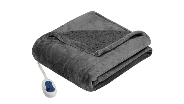 Beautyrest Reversible Microlight to Sherpa Electric Blanket