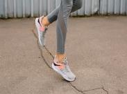Best Walking Shoes for Flat Feet_front