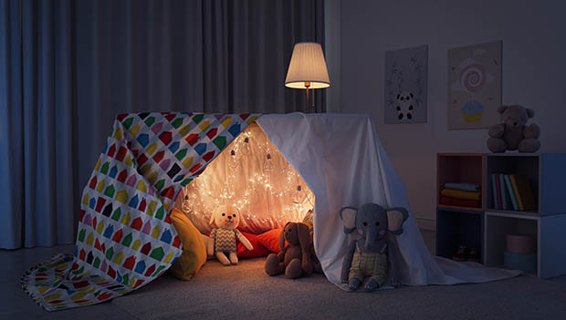 10 Forts to Build With Kids