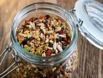 5 Easy Steps to Create the Ultimate Trail Mix Recipe