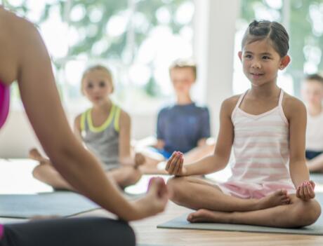 een paar fundament Toerist That Time I Tried Hot Yoga With My Kids | ACTIVEkids