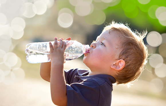 How to Keep Kids Hydrated This Summer – SheKnows
