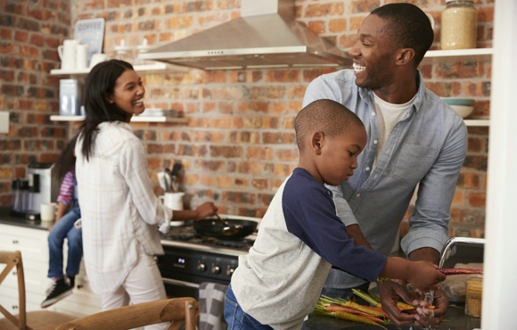 How to Introduce Healthy Meals to Kids