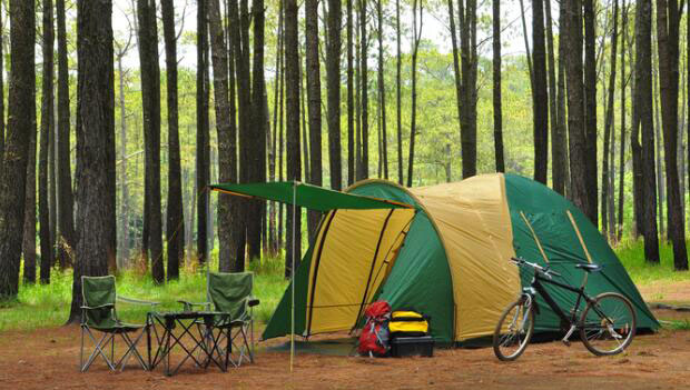 camping tent set up