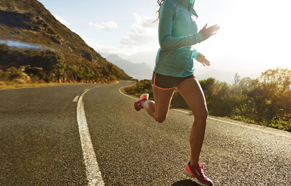 7 Benefits of Running Alone | ACTIVE